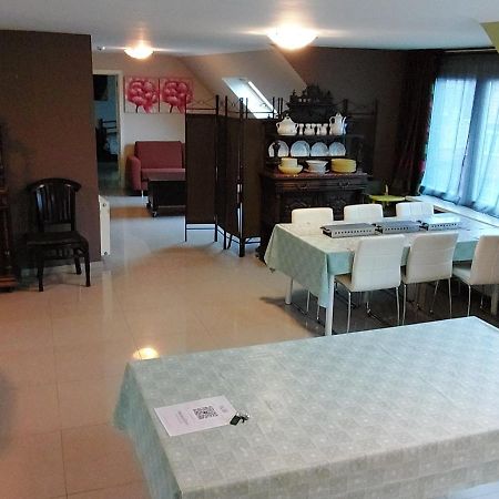 Hotel Golden Dragon Dessel Εξωτερικό φωτογραφία