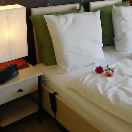 Hotel Golden Dragon Dessel Εξωτερικό φωτογραφία