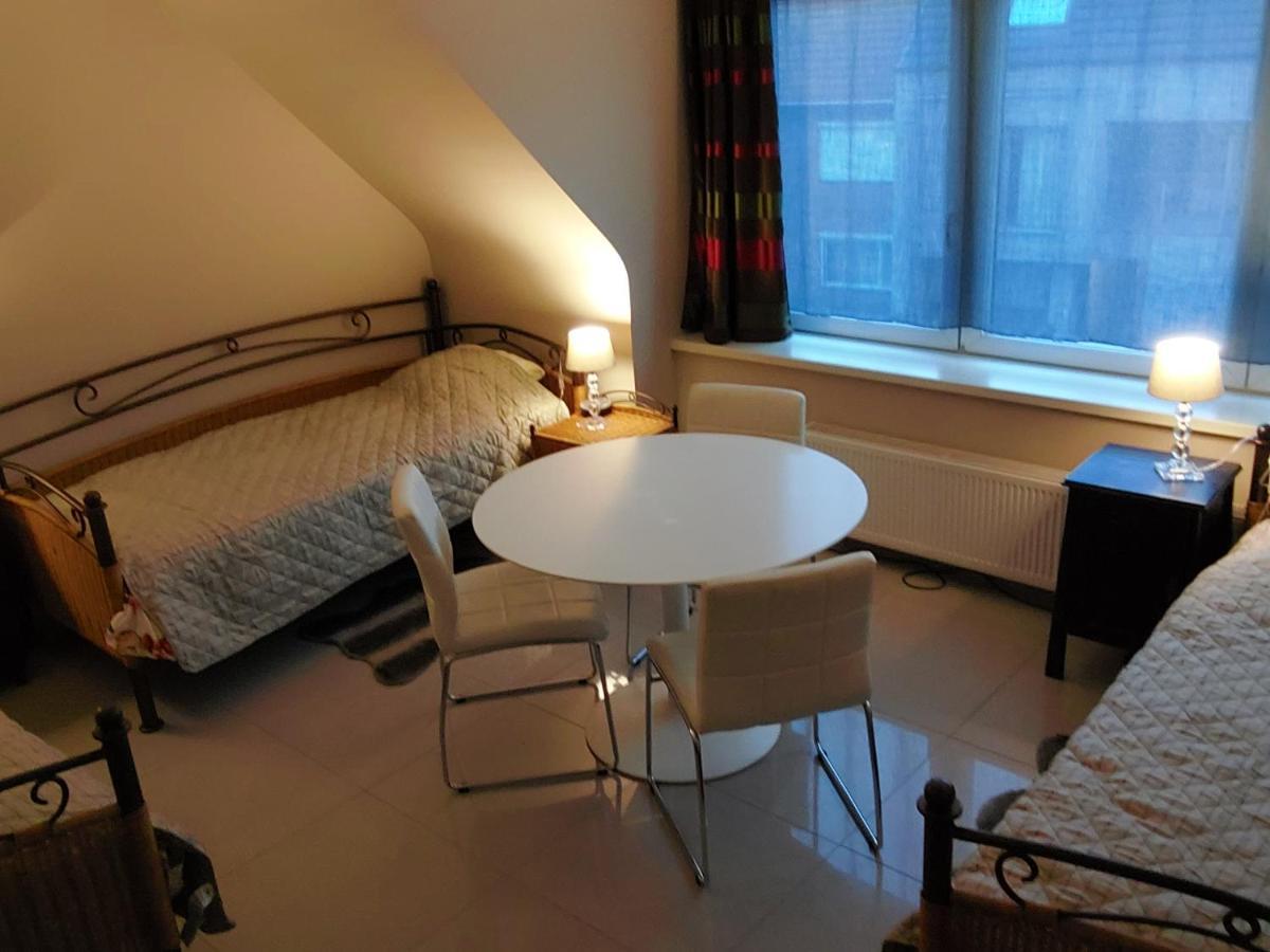 Hotel Golden Dragon Dessel Εξωτερικό φωτογραφία
